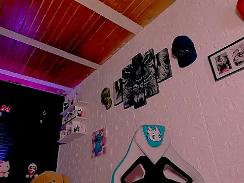 Snapshot of missycanoo chatting on 25, 9, 2025 missycanoo online show from 25, 9, 2025