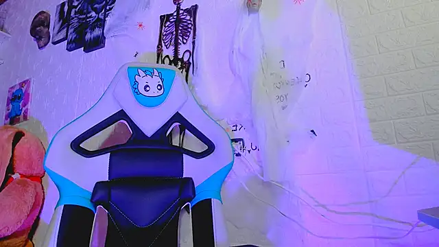 Snapshot of missycanoo chatting on 14, 10, 2025 missycanoo online show from 14, 10, 2025