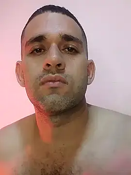 Snapshot of CRISTHIAN_GREY01 chatting on 11, 12, 2024 CRISTHIAN GREY01 online show from 11, 12, 2024