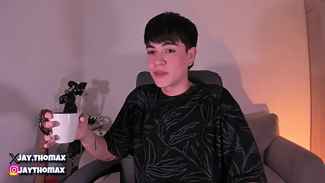 JaycoThomas online show from 8, 2, 2025