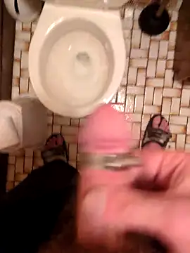 Snapshot of Cuminmyhands90 chatting on 23, 4, 2026 Cuminmyhands90 online show from 23, 4, 2026