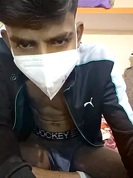 Snapshot of KissesBoyAD chatting on 13, 12, 2024 KissesBoyAD online show from 13, 12, 2024