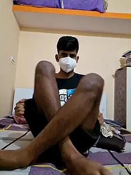 Snapshot of KissesBoyAD chatting on 19, 12, 2024 KissesBoyAD online show from 19, 12, 2024