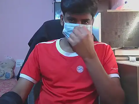 KissesBoyAD online show from 8, 1, 2026