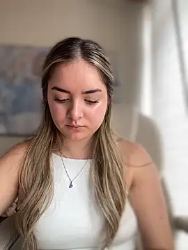 imlindapink online show from 8, 2, 2026