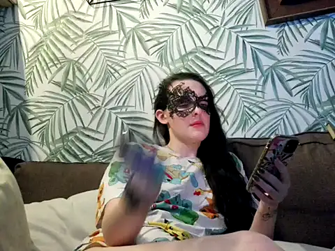 Snapshot of LexiSnowUK chatting on 6, 3, 2025 LexiSnowUK online show from 6, 3, 2025