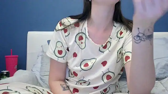 Snapshot of LexiSnowUK chatting on 25, 9, 2025 LexiSnowUK online show from 25, 9, 2025