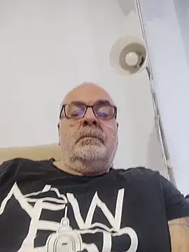 Satiro Sevilla online show from 13, 11, 2025