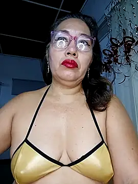 Snapshot of anniecoopeer chatting on 15, 2, 2025 anniecoopeer online show from 15, 2, 2025