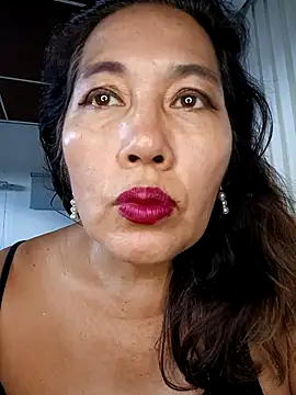 Snapshot of anniecoopeer chatting on 18, 2, 2025 anniecoopeer online show from 18, 2, 2025