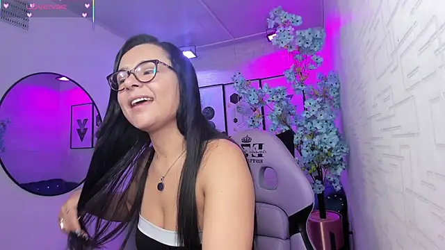 Tiara rr online show from 17, 1, 2026