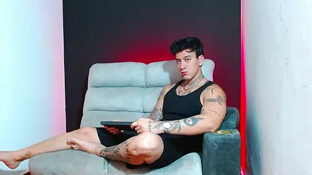 JUSTIN FULLER1 online show from 6, 2, 2026