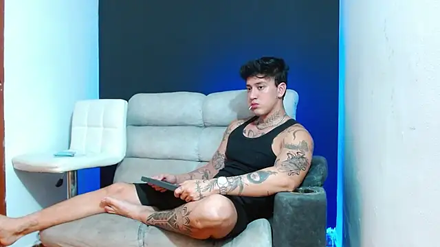 Snapshot of JUSTIN_FULLER1 chatting on 22, 4, 2026 JUSTIN FULLER1 online show from 22, 4, 2026