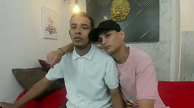 Snapshot of JordanAndAndrew chatting on 19, 3, 2025 JordanAndAndrew online show from 19, 3, 2025