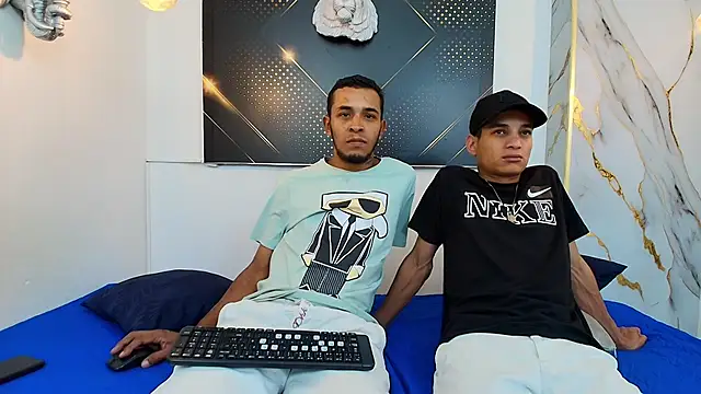 Snapshot of JordanAndAndrew chatting on 8, 9, 2025 JordanAndAndrew online show from 8, 9, 2025