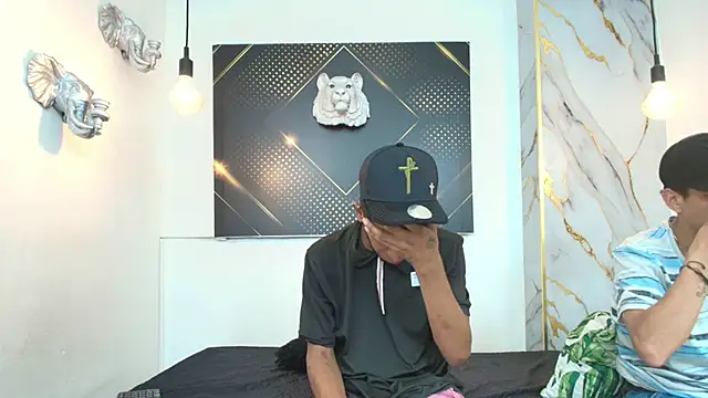 Snapshot of JordanAndAndrew chatting on 26, 11, 2025 JordanAndAndrew online show from 26, 11, 2025