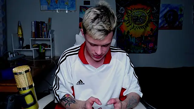 hornyadamsex online show from 25, 4, 2026