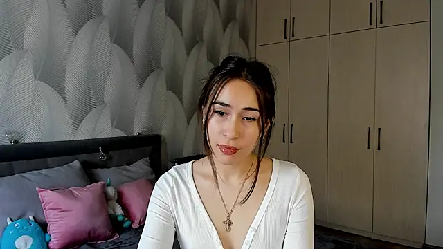 Bambiii bby online show from 27, 1, 2025