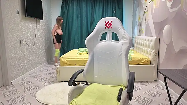 Snapshot of katerinapree chatting on 4, 3, 2026 katerinapree online show from 4, 3, 2026