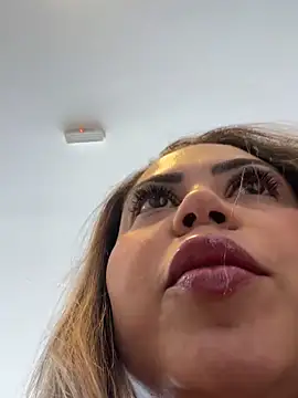 lariic online show from 17, 4, 2026