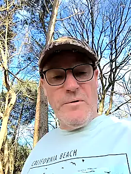 Snapshot of bogland33 chatting on 7, 3, 2025 bogland33 online show from 7, 3, 2025