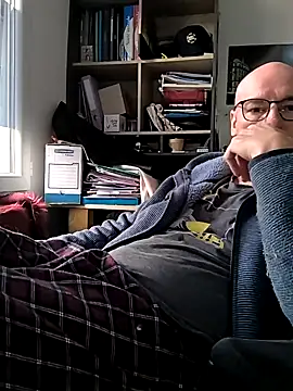 Snapshot of bogland33 chatting on 12, 3, 2025 bogland33 online show from 12, 3, 2025