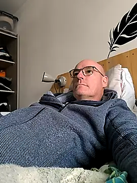 Snapshot of bogland33 chatting on 20, 3, 2025 bogland33 online show from 20, 3, 2025