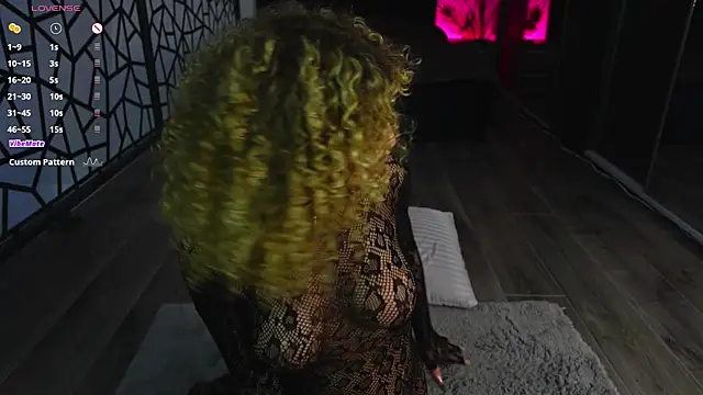 CurlyAnt0 online show from 3, 4, 2026