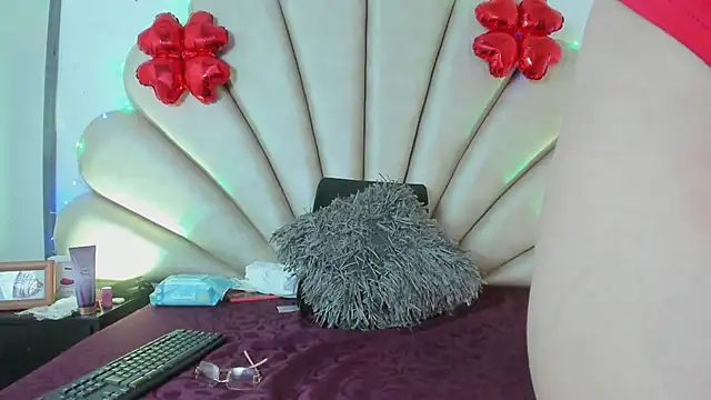 Anna  Spencer online show from 15, 2, 2025