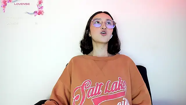 Snapshot of its__angelica_ chatting on 9, 1, 2025 its angelica online show from 9, 1, 2025