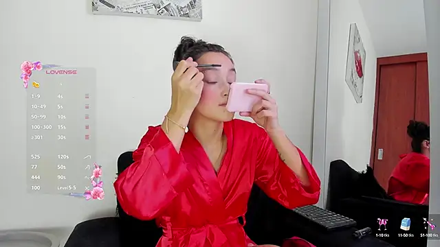 Snapshot of its__angelica_ chatting on 24, 9, 2025 its angelica online show from 24, 9, 2025