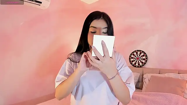 AuroraFiore online show from 5, 3, 2025