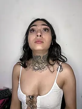 Snapshot of zarai_angels chatting on 18, 1, 2025 zarai angels online show from 18, 1, 2025