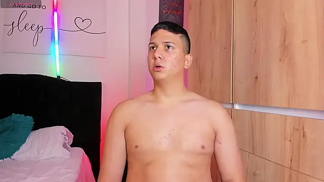 ANDREZALVAREZ online show from 21, 2, 2025