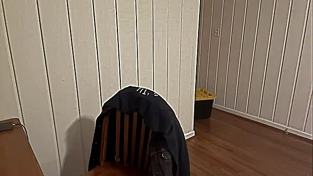 Snapshot of DaddydayDrinkzz chatting on 1, 12, 2025 DaddydayDrinkzz online show from 1, 12, 2025