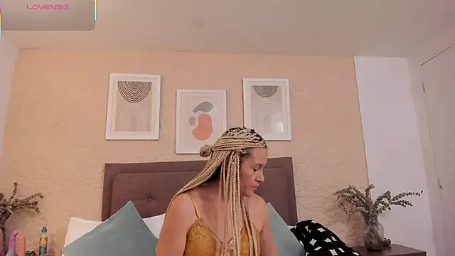 Snapshot of CarolinaGlamour chatting on 15, 9, 2025 CarolinaGlamour online show from 15, 9, 2025