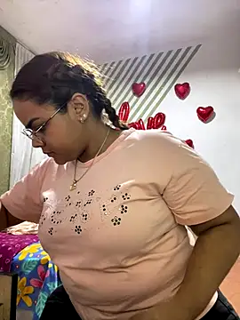 Evabigass online show from 28, 11, 2025