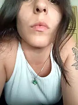 Snapshot of Alma-Mora chatting on 23, 1, 2025 Alma-Mora online show from 23, 1, 2025