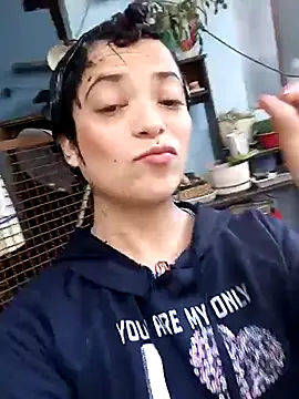 Snapshot of Elvishcassie_ chatting on 18, 2, 2025 Elvishcassie online show from 18, 2, 2025