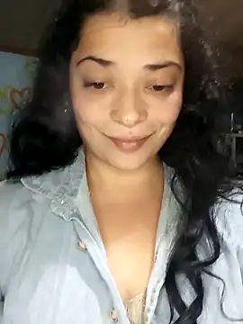 Snapshot of Elvishcassie_ chatting on 4, 3, 2025 Elvishcassie online show from 4, 3, 2025