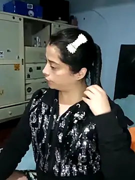 Snapshot of Elvishcassie_ chatting on 9, 3, 2025 Elvishcassie online show from 9, 3, 2025