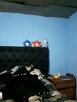 Elvishcassie  online show from 22, 12, 2025