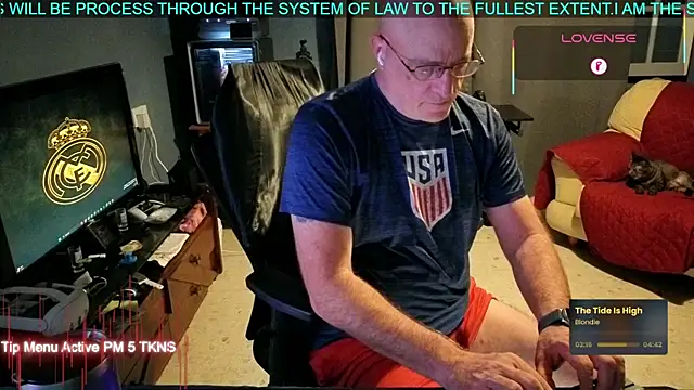 Snapshot of Pilot_Dave_69 chatting on 23, 9, 2025 Pilot Dave 69 online show from 23, 9, 2025