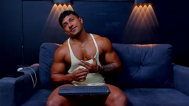 CallumMuscle online show from 14, 2, 2025