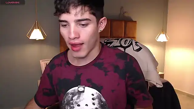 AlejooTwink online show from 8, 2, 2025