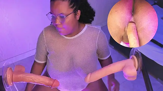 MhiaRey online show from 12, 9, 2025