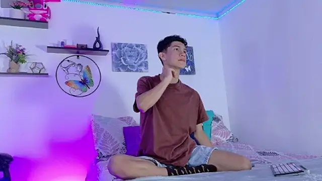 Noah tyler  online show from 3, 10, 2025