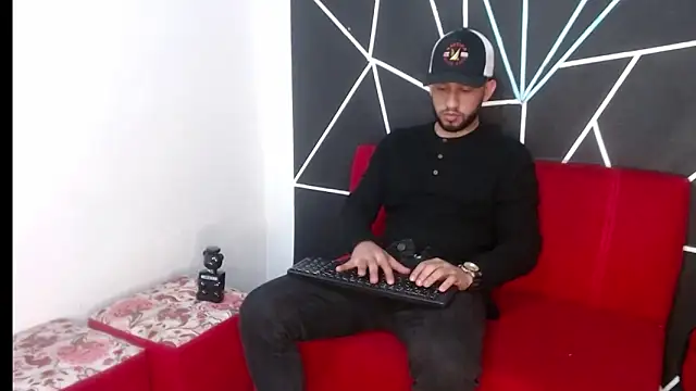 maxXximo777 online show from 17, 1, 2025