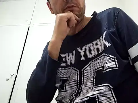 Snapshot of kopgelhadi chatting on 5, 3, 2025 kopgelhadi online show from 5, 3, 2025