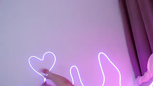 amina moonlightt online show from 30, 9, 2025